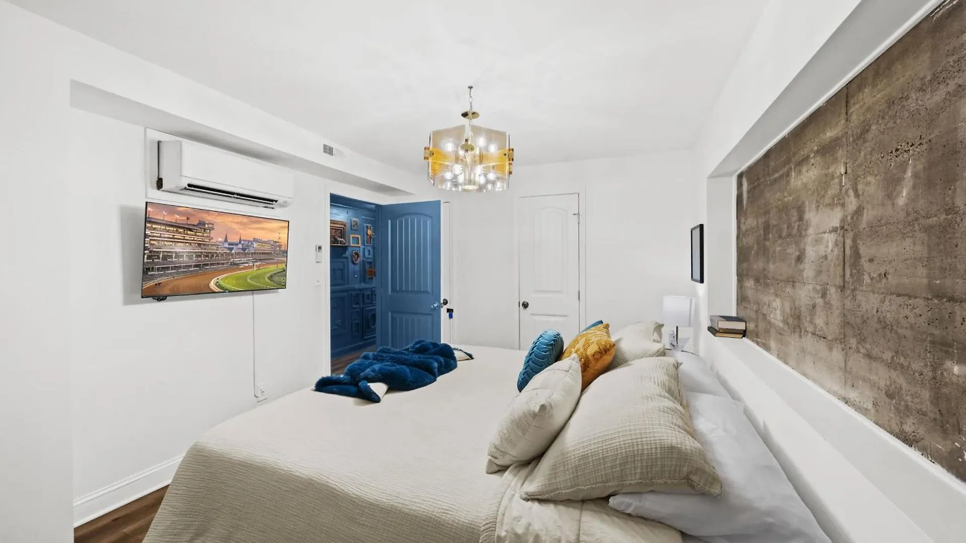 Modern Apt Near Churchill Downs & Expo Center Louisville